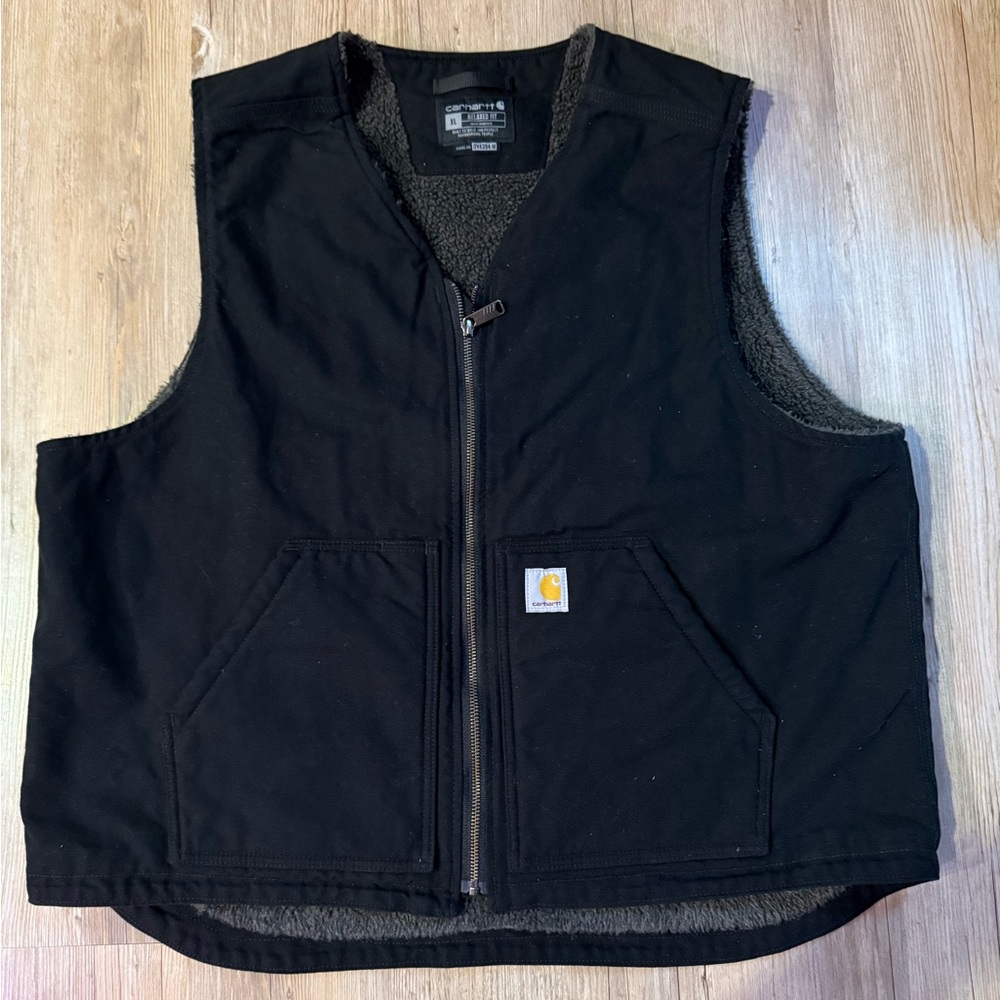Carhartt Men’s Black Fleece-Lined Vest